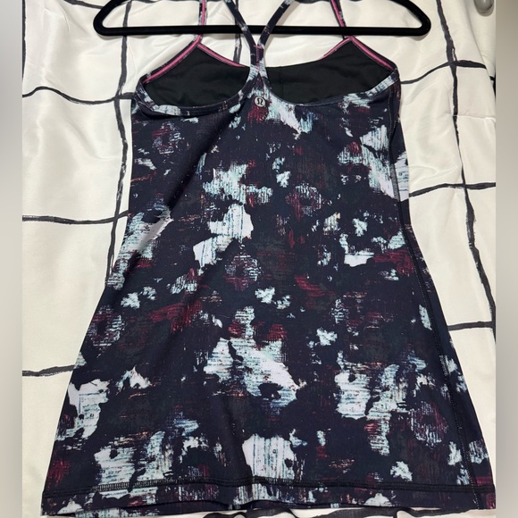 lululemon tank - Picture 2 of 10